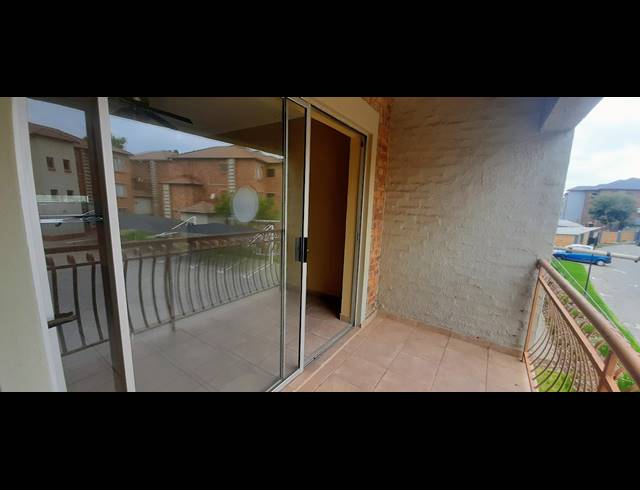 2 BEDROOM SECTIONAL TITLE FOR SALE IN BIRCHLEIGH